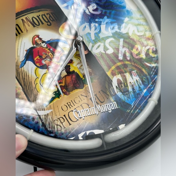 Captain Morgan Neon Wall Clock Display 12” - Picture 6 of 8